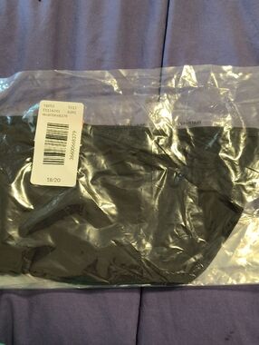 1 Pair Of Cacique Cotton String Bikini